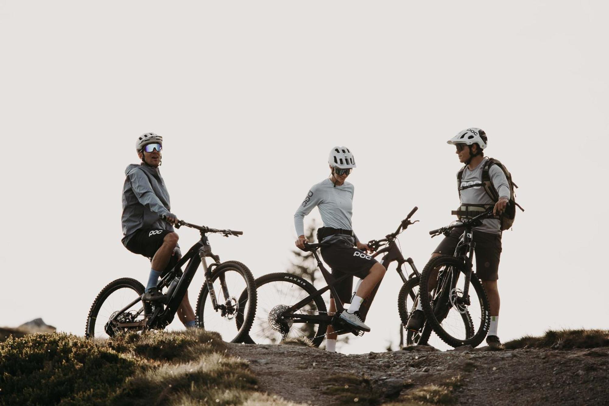 Dips&Drops - The First Bike And Ski Hub Флахау Экстерьер фото